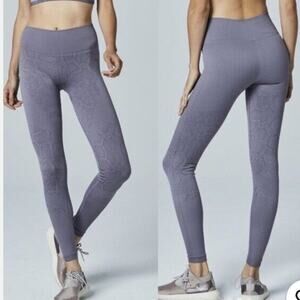 Anthropologie Varley NEW Quincy Snakeskin Seamless Gray Leggings Large $110 MSRP